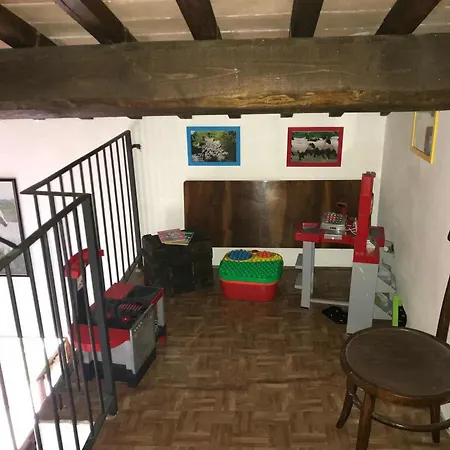 Farmház Colleciglio *